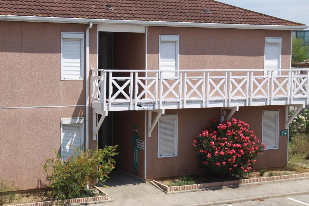 Fasthotel Nimes Caissargues Exteriér fotografie